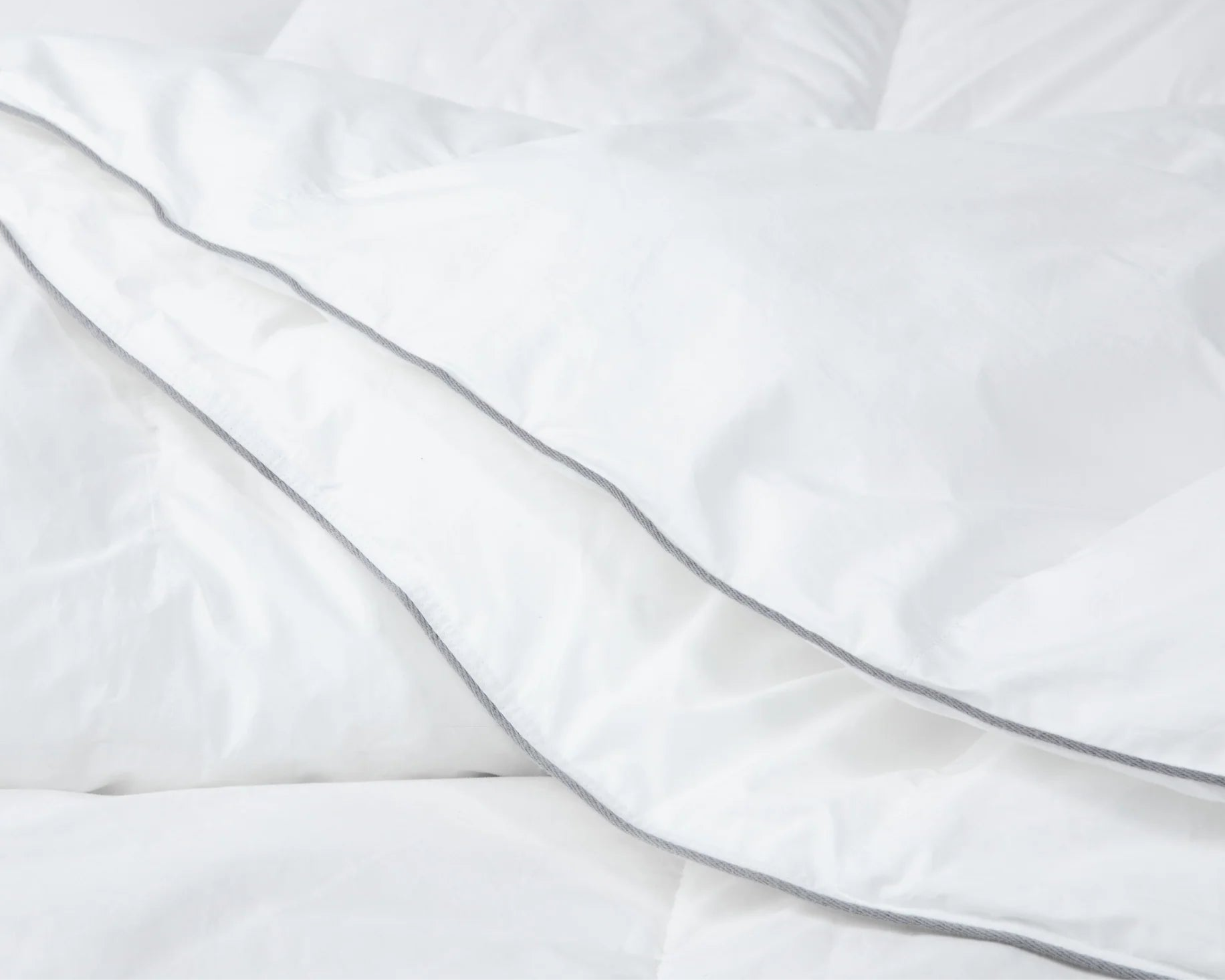 Up close image of down alternative duvet 